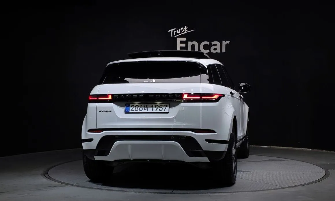 Land Rover Range Rover Evoque — фото 7