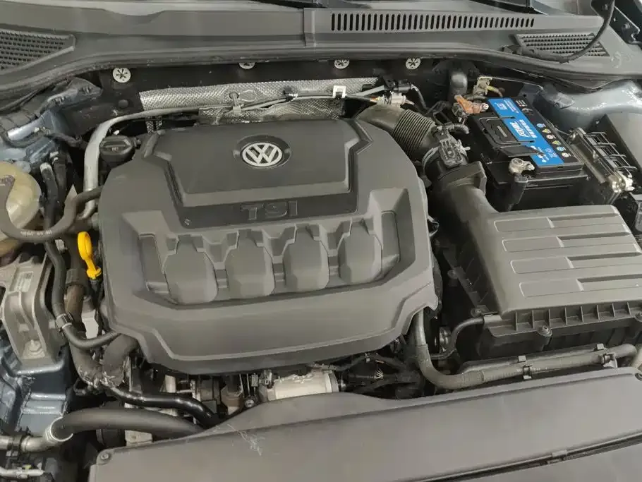 Volkswagen Passat — фото 10
