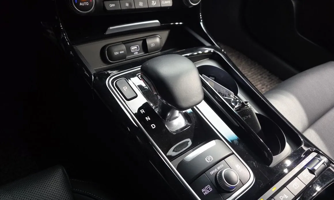 Kia Stinger 2023 из KR, фото 4