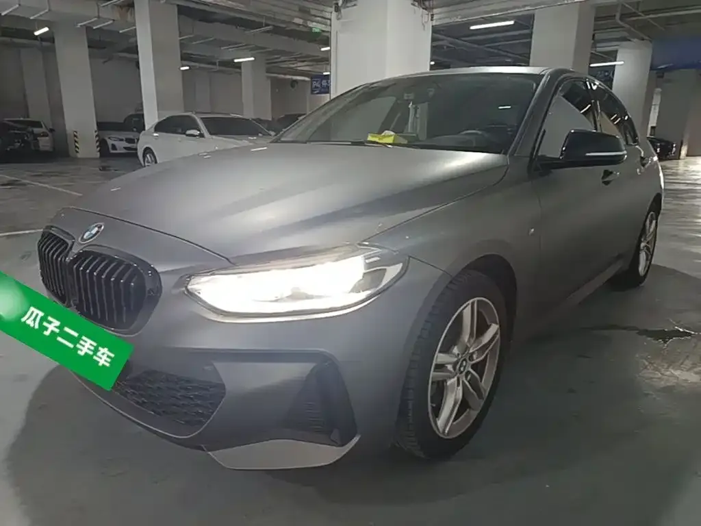 BMW 1 Series — фото 1
