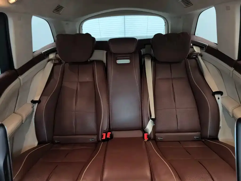 Mercedes-Benz GLS — фото 2