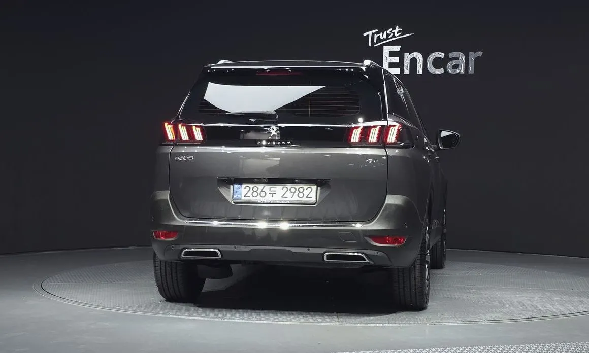 Peugeot 5008 2021 из KR, фото 4