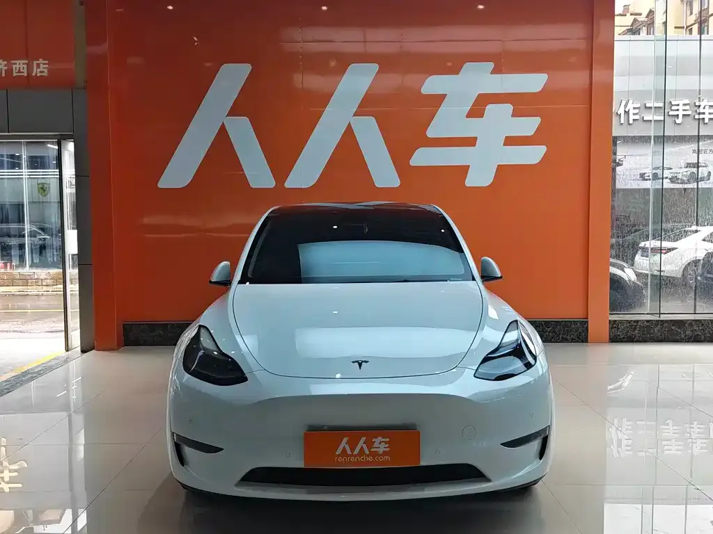 Tesla Model Y — фото 2