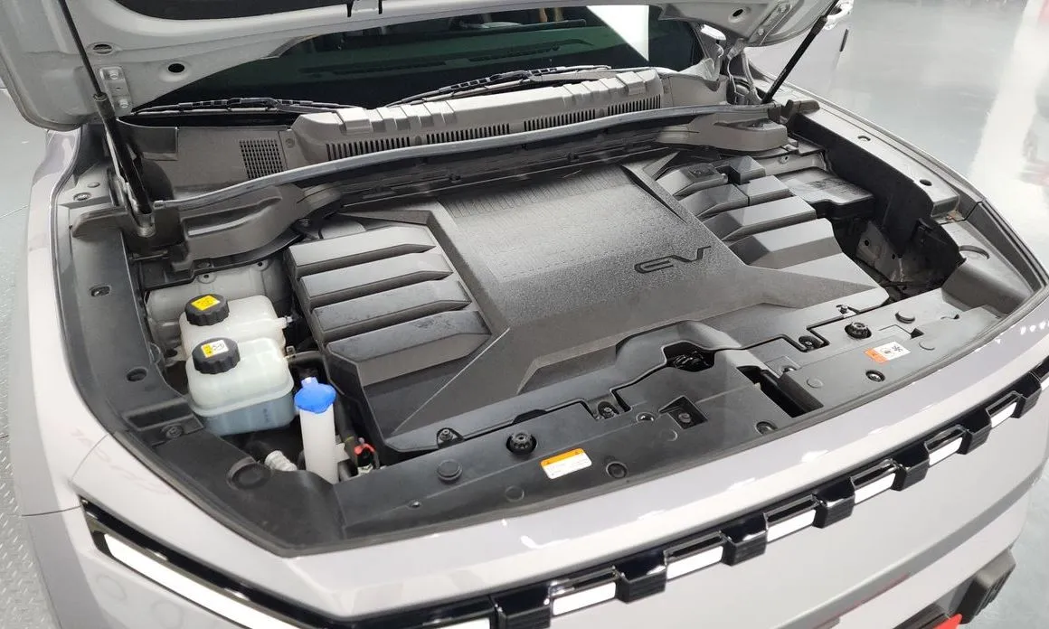 KG Mobility (Ssangyong) Torres 2024 из KR, фото 9