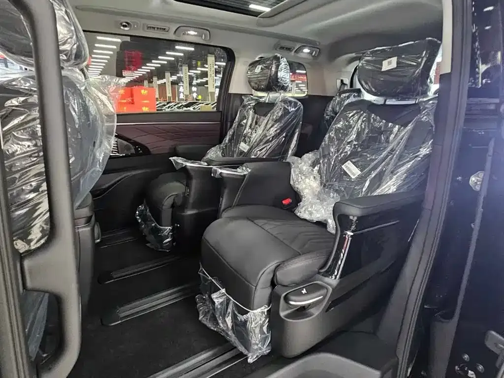 GAC Motor Trumpchi M8 — фото 5