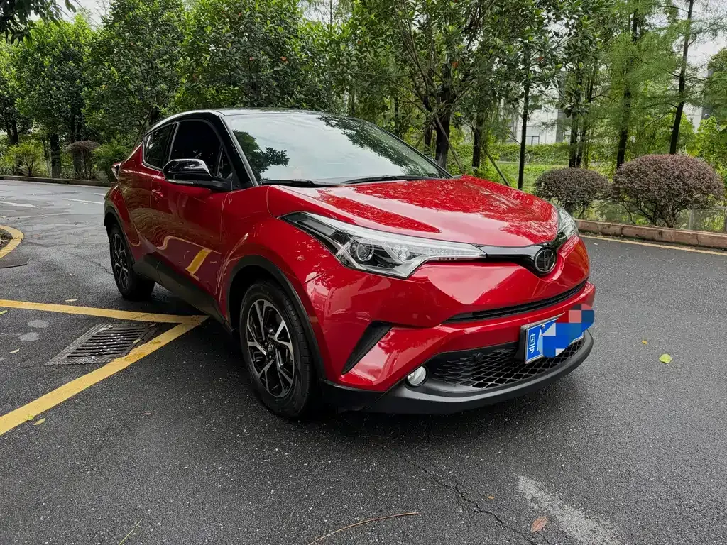 Toyota C-HR — фото 5