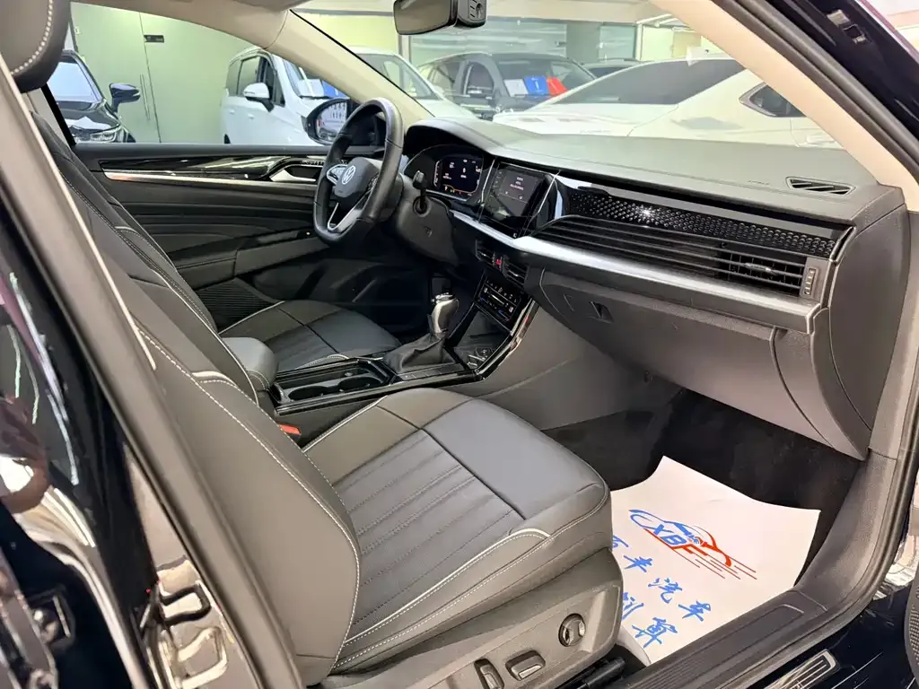 Volkswagen Passat — фото 9