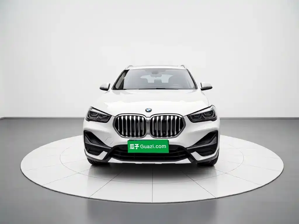 BMW X1 — фото 2