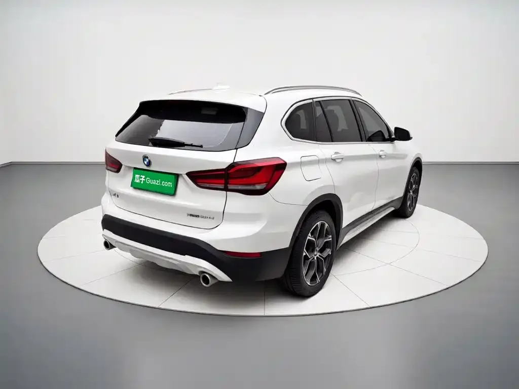 BMW X1 — фото 6