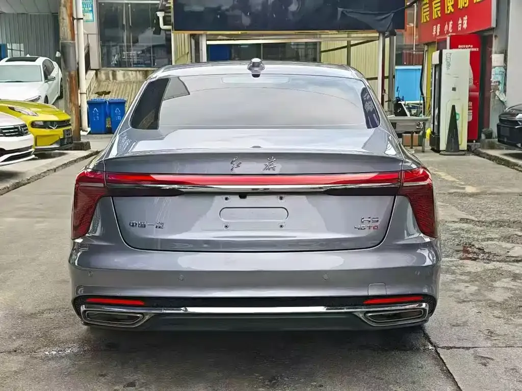 Hongqi H5 — фото 7