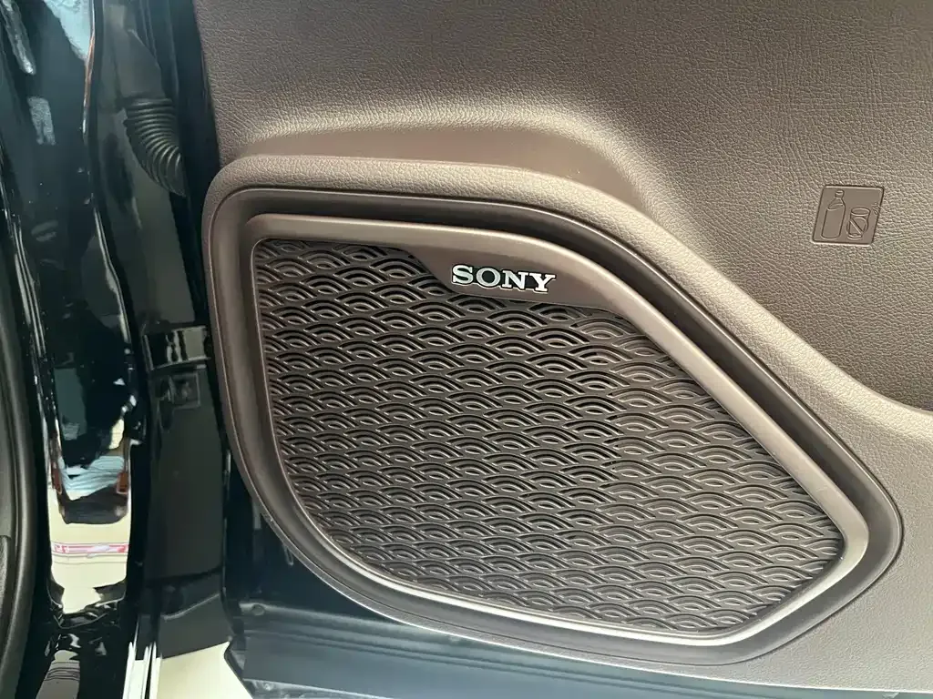 Chery Tiggo 8 PRO — фото 10