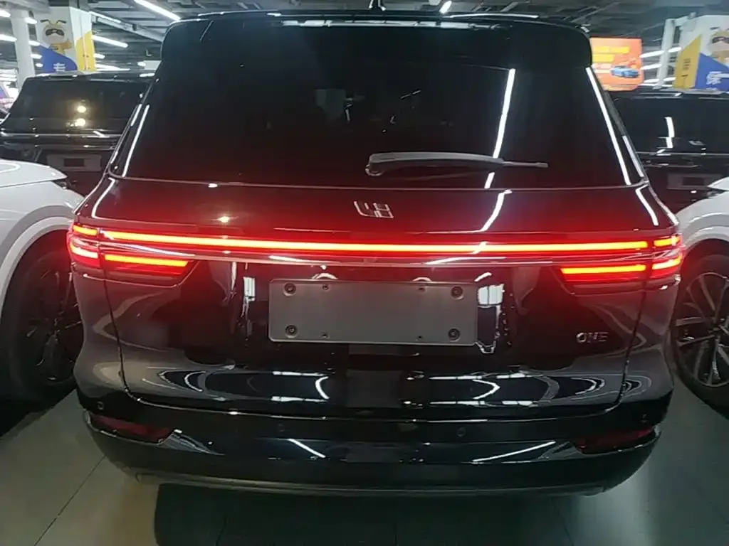 Li Auto ONE — фото 10