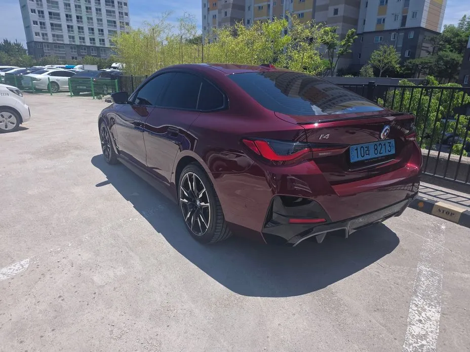 BMW i4 2023 из KR, фото 10