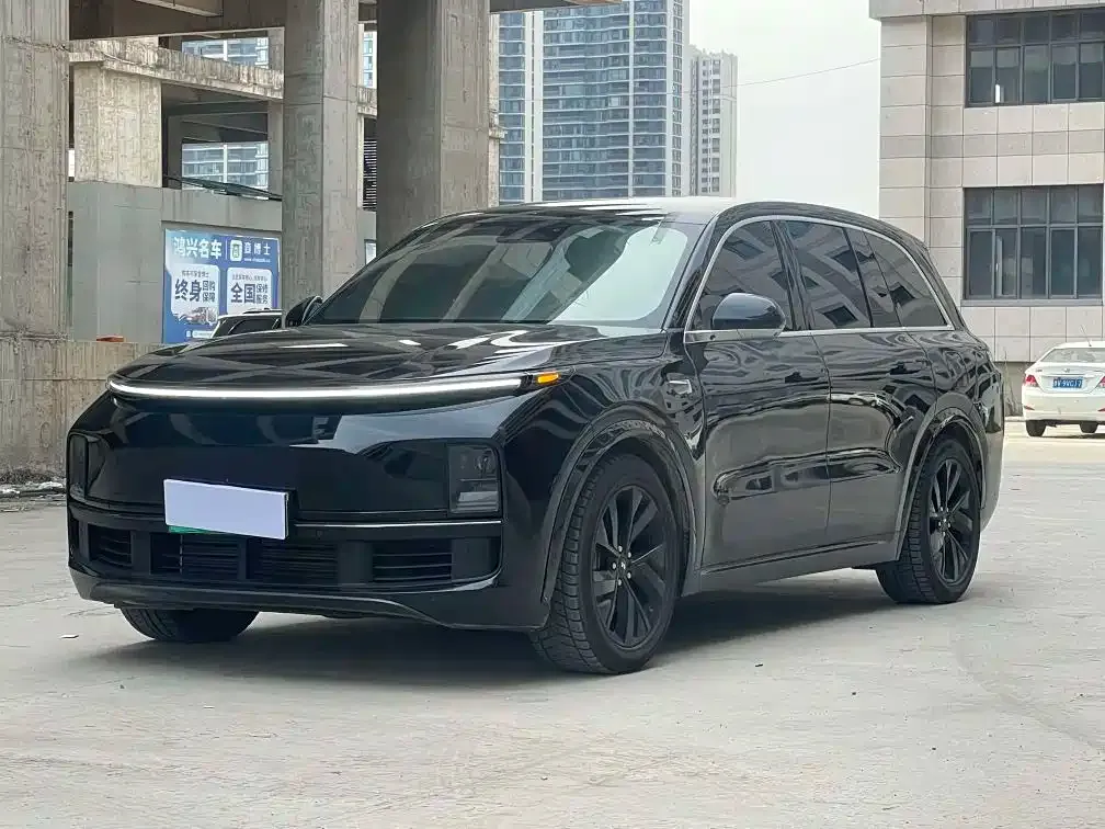 Li Auto L8