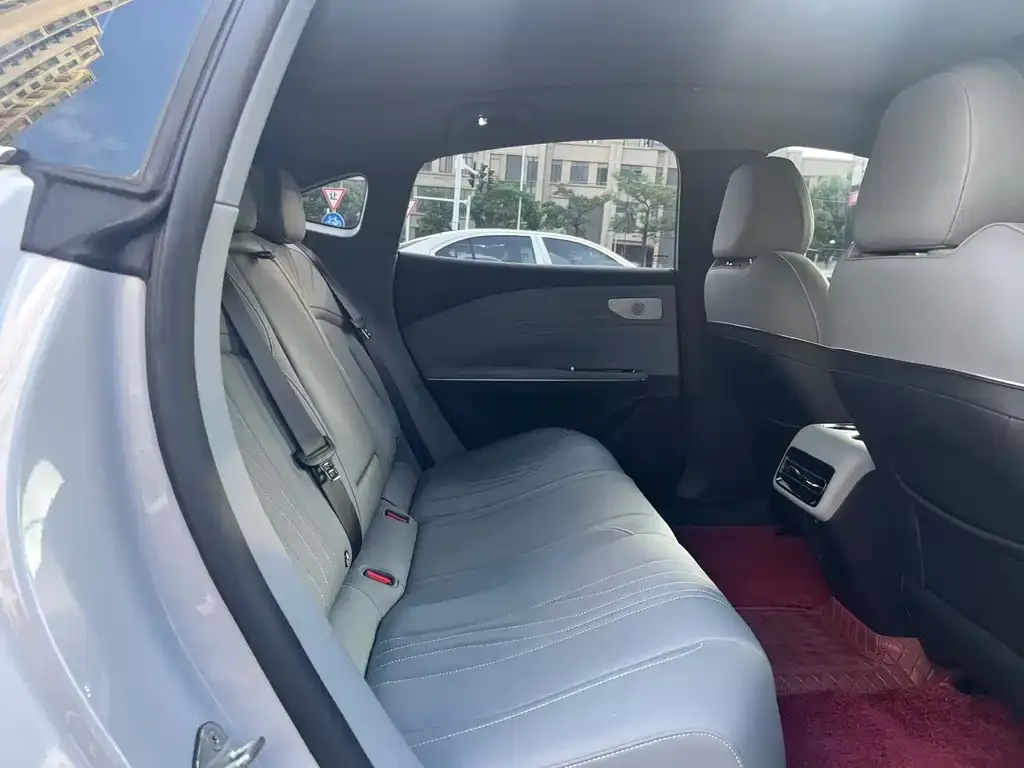 Geely Galaxy E8 2024 из CN, фото 2