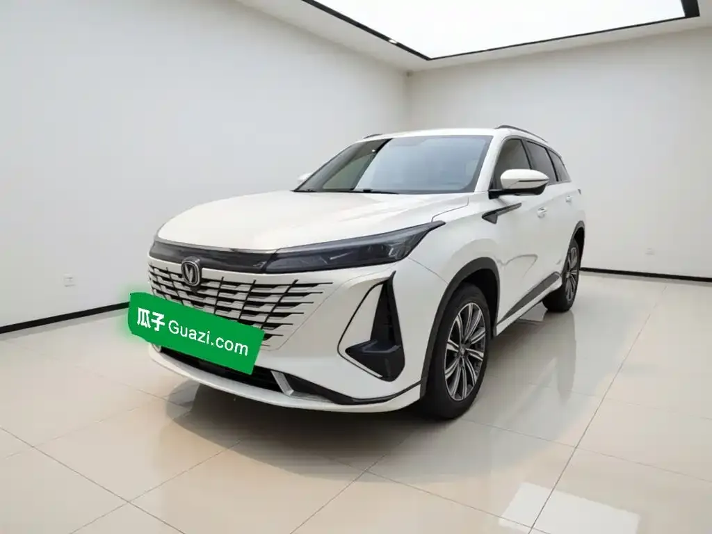 Changan CS75PLUS — фото 2