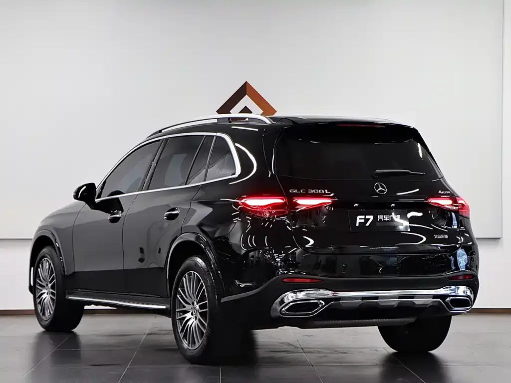 Mercedes-Benz GLC — фото 9
