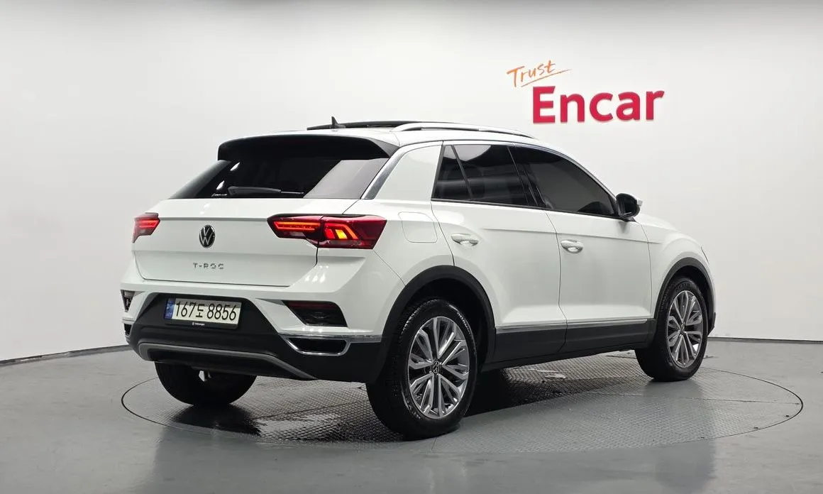 Volkswagen T-Roc — фото 2