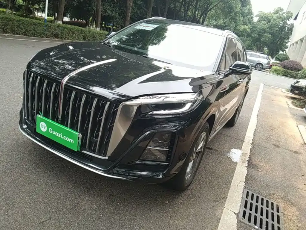 Hongqi HS3 PHEV — фото 2