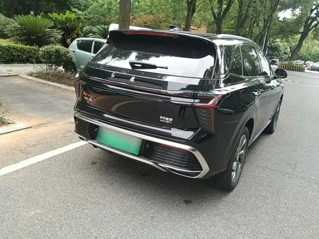 Hongqi HS3 PHEV — фото 7