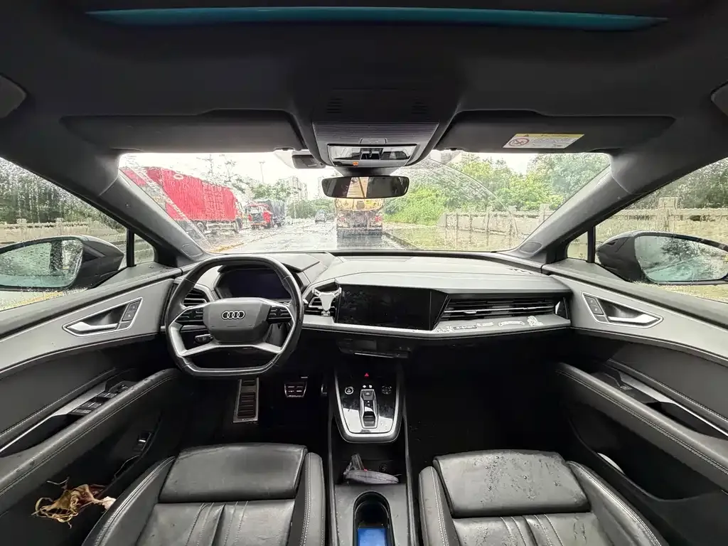 Audi Q5 e-tron 2024 из CN, фото 2