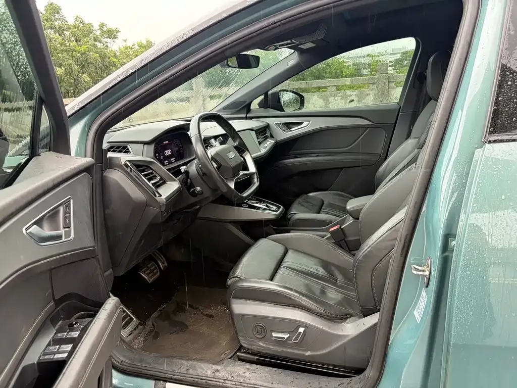 Audi Q5 e-tron 2024 из CN, фото 6