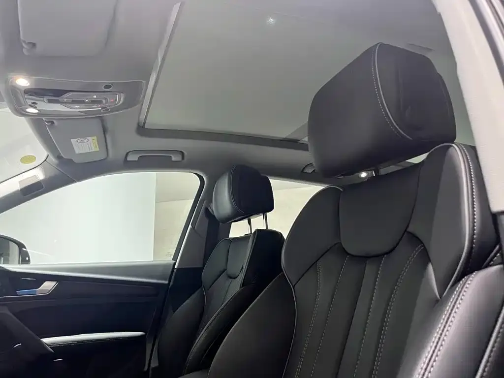 Audi Q5L Sportback — фото 2