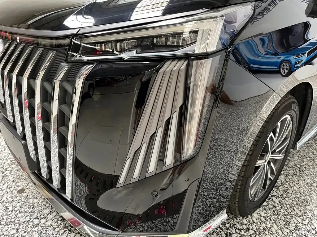 GAC Motor Trumpchi M8 — фото 10