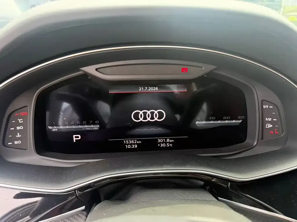 Audi SQ7 — фото 3