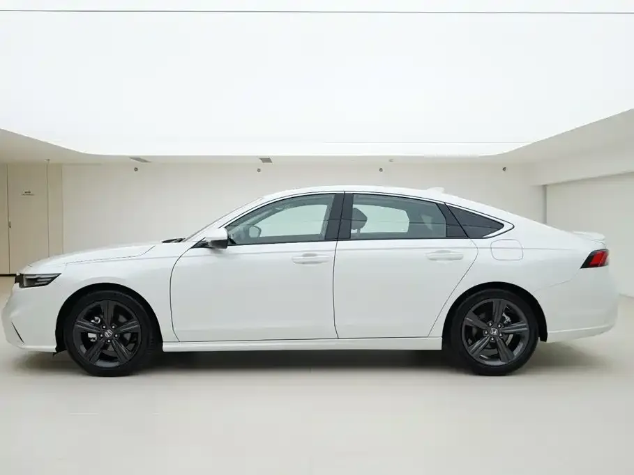 Honda Inspire — фото 6