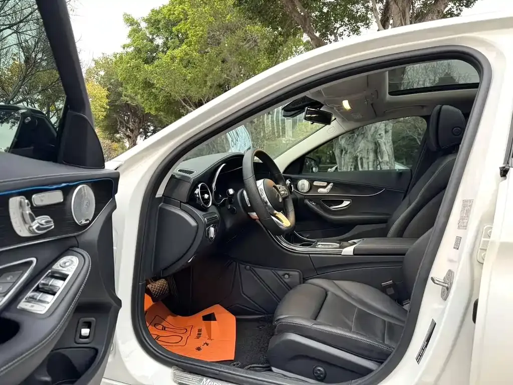 Mercedes-Benz C-Class — фото 8