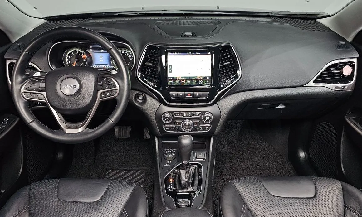 Jeep Cherokee 2021 из KR, фото 4