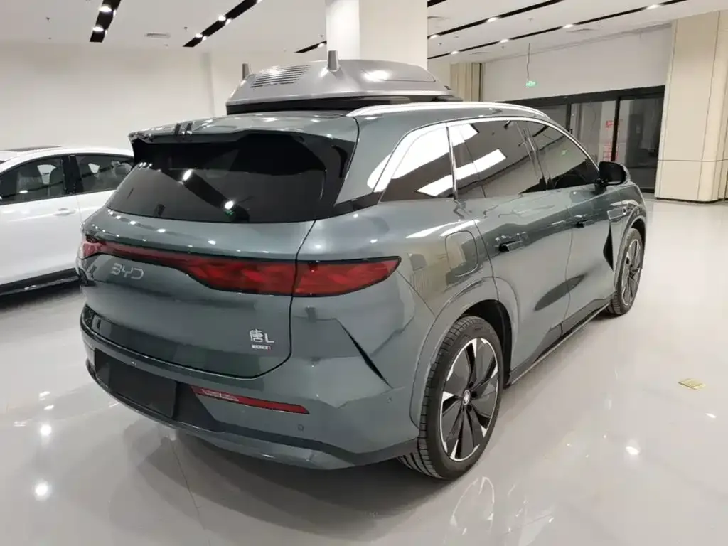 BYD Tang L — фото 10