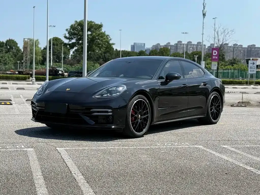 Porsche Panamera — фото 10