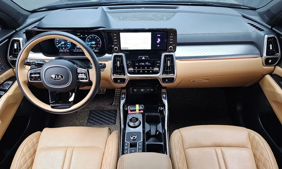 Kia Sorento — фото 10