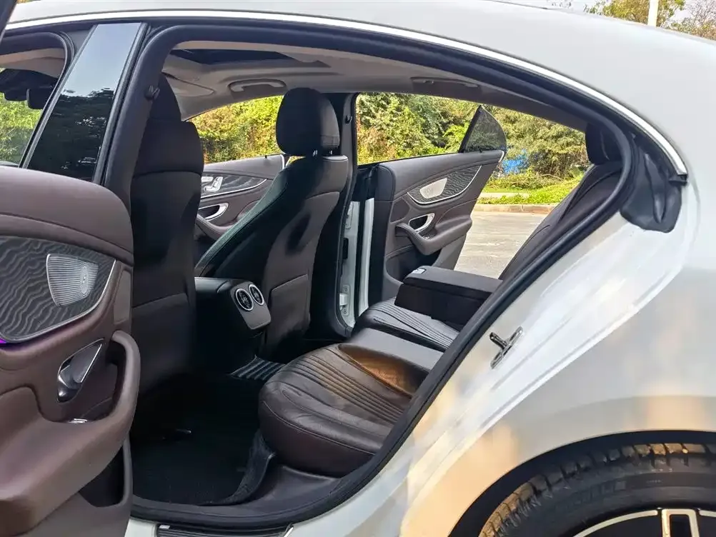 Mercedes-Benz CLS — фото 3