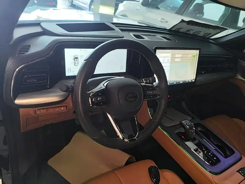 GAC Motor Trumpchi ES9 — фото 10