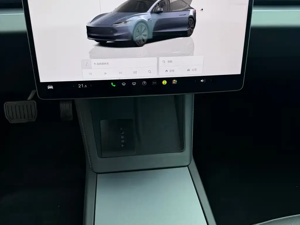 Tesla Model 3 — фото 2