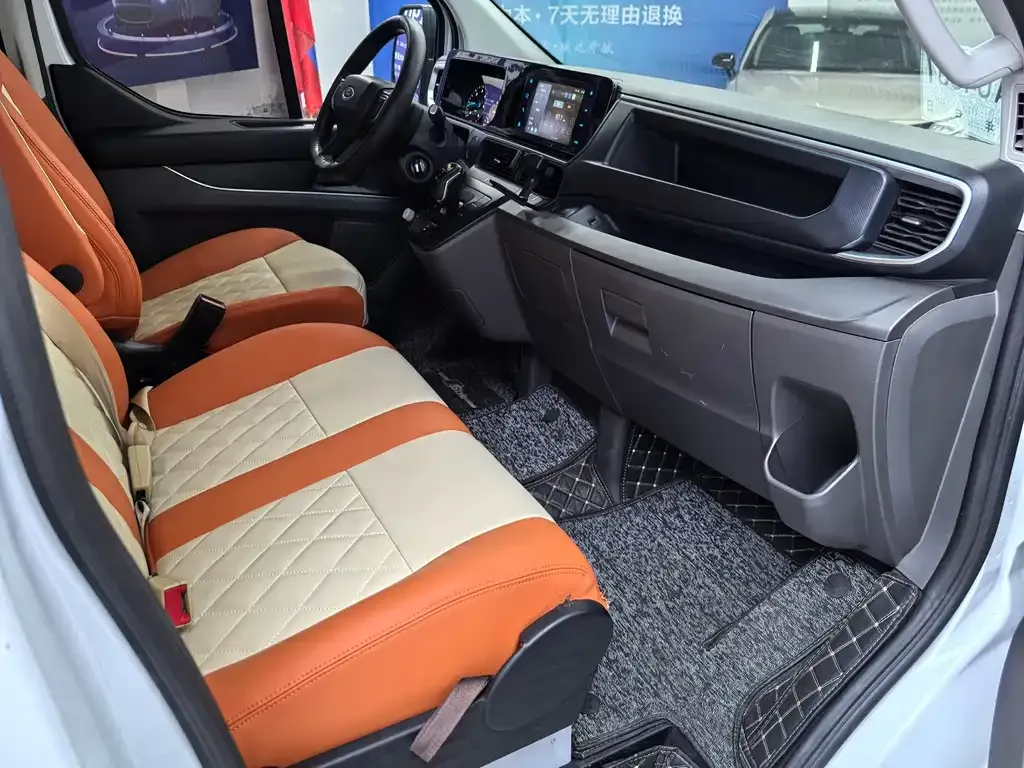 Ford Transit 2023 из CN, фото 7