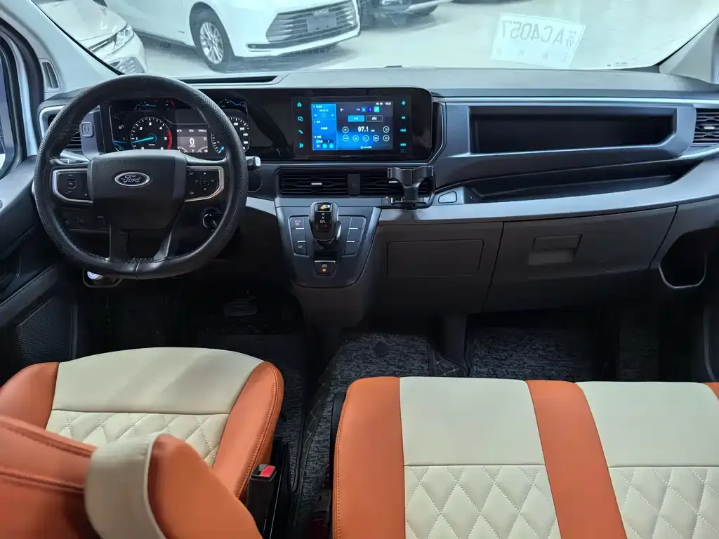 Ford Transit 2023 из CN, фото 4