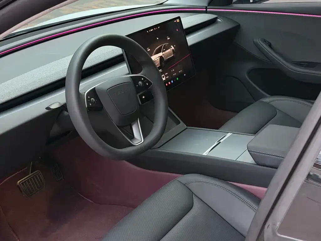 Tesla Model 3 — фото 6