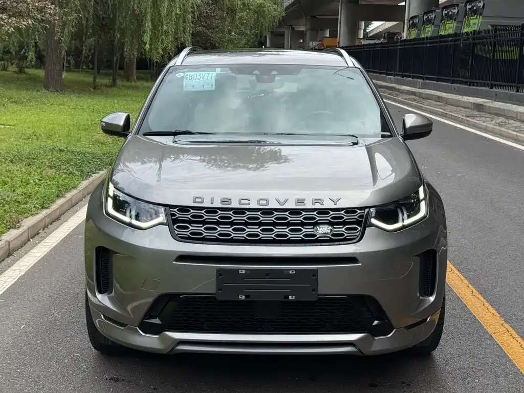 Land Rover Discovery Sport Hybrid — фото 2