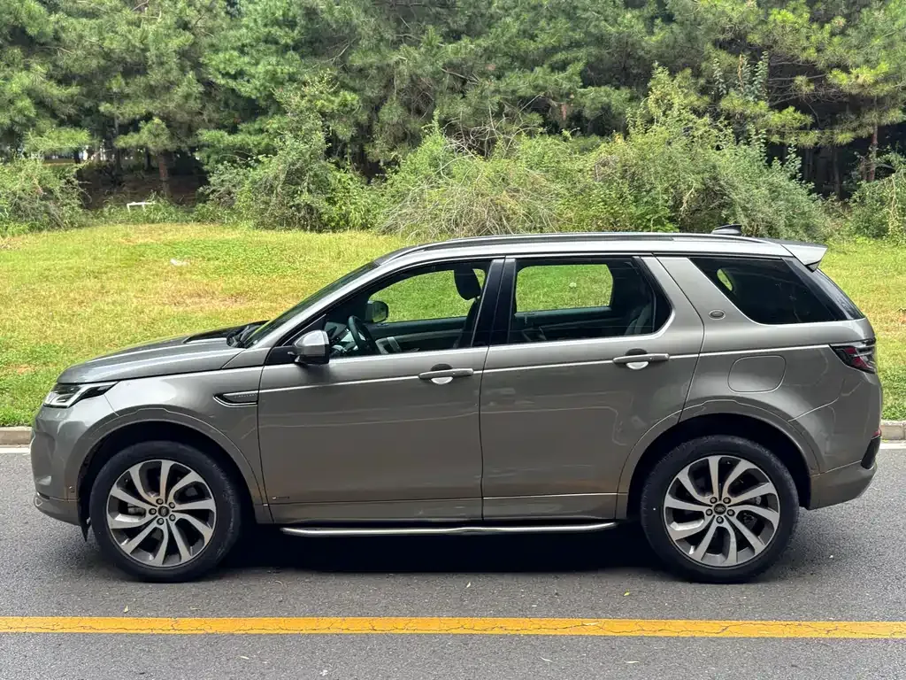 Land Rover Discovery Sport Hybrid — фото 9