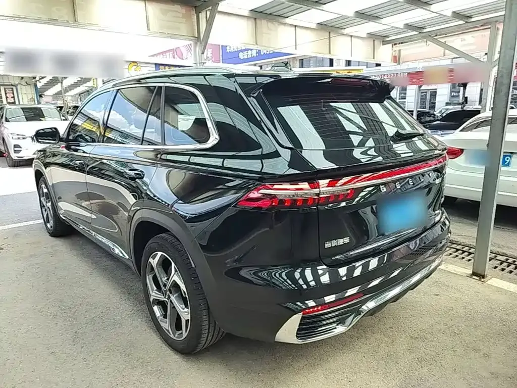 Geely Xingyue L — фото 10