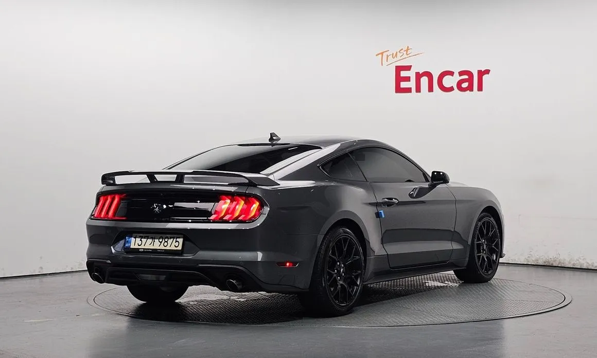 Ford Mustang 2022 из KR, фото 3