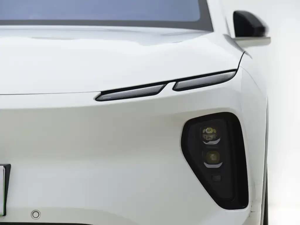 NIO EC6 — фото 4