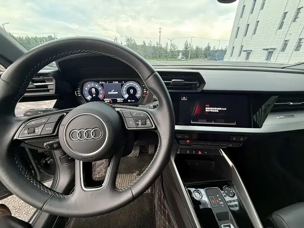Audi A3 — фото 10