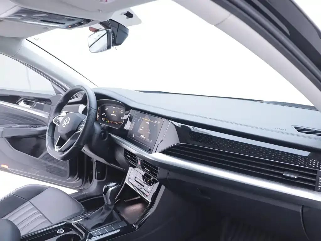 Volkswagen Passat — фото 8