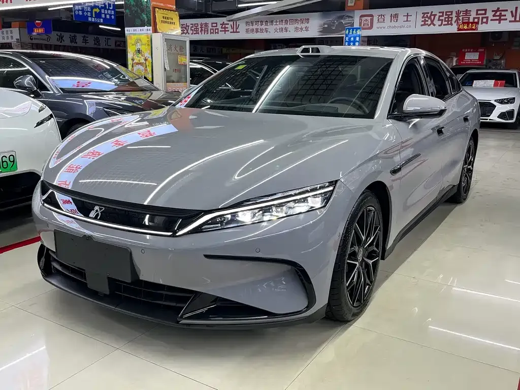BYD Han — фото 1
