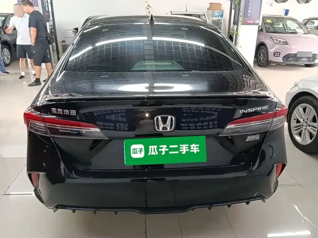Honda Inspire — фото 8